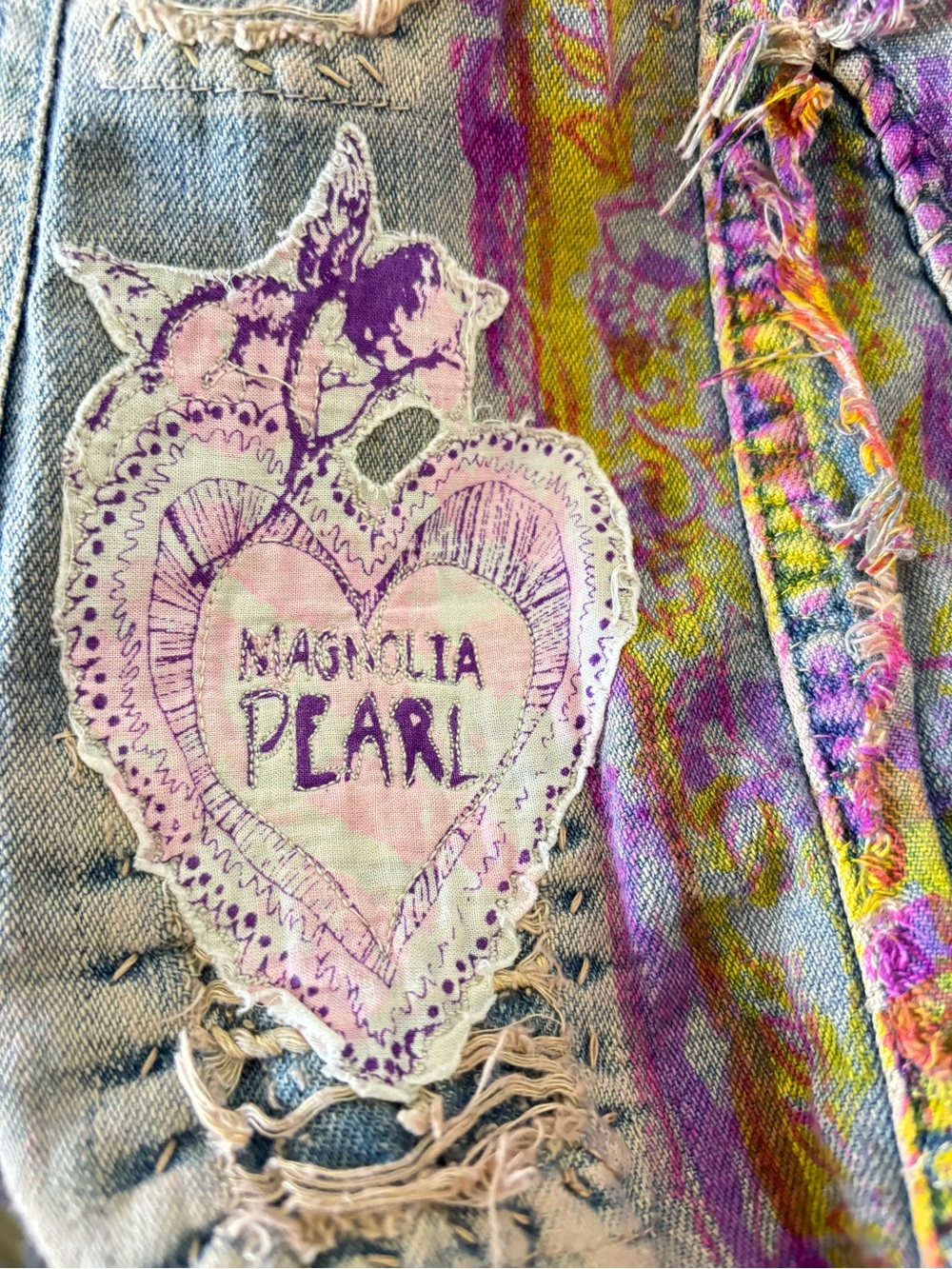 Magnolia Pearl Ladybug Musette Denims
💕RARE FIND 💕SOLD OUT 🐞 - Picture 6 of 9